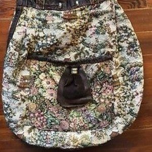 VINTAGE DISTRESSED LEATHER & TAPESTRY HOBO PURSE